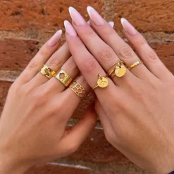 Bague fine alvéoles dorée
