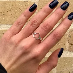Bague Love argentée