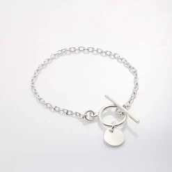 Bracelet chaîne fine médaille "Lou"