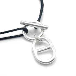 Collier attache roue