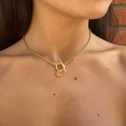 Collier chaîne fine médaille dorée '"Lou"