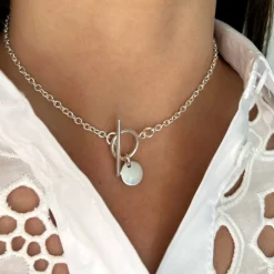 Collier chaîne fine Médaille "Lou"