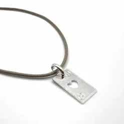 Collier pendant Elvis