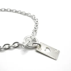 Collier Scarlett Elvis