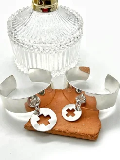 Manchette Cruz